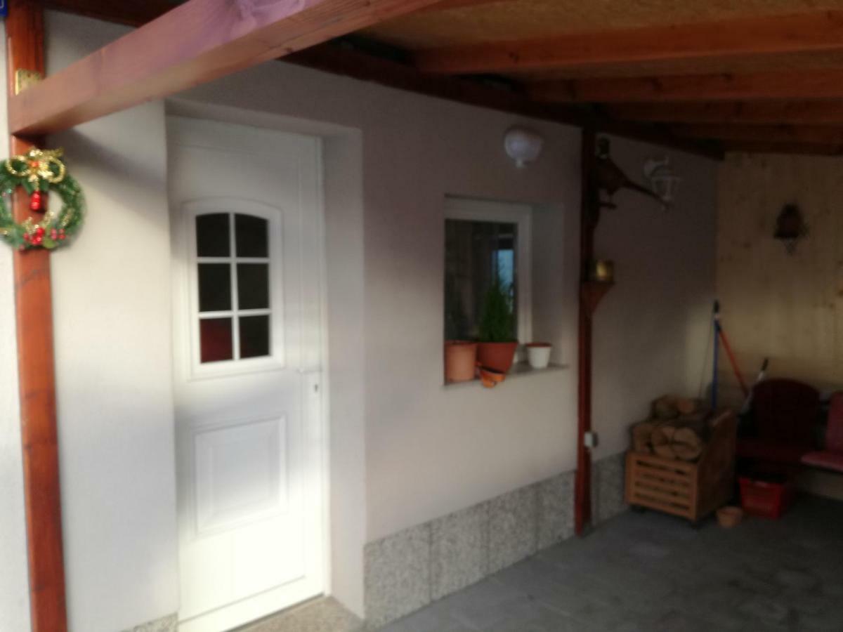 Kuca Za Odmor "Jasna" Apartment Crni Lug Bagian luar foto