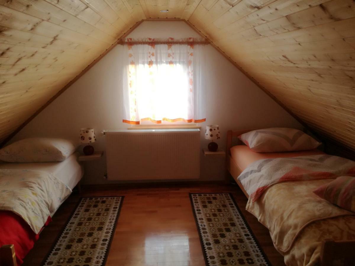 Kuca Za Odmor "Jasna" Apartment Crni Lug Bagian luar foto